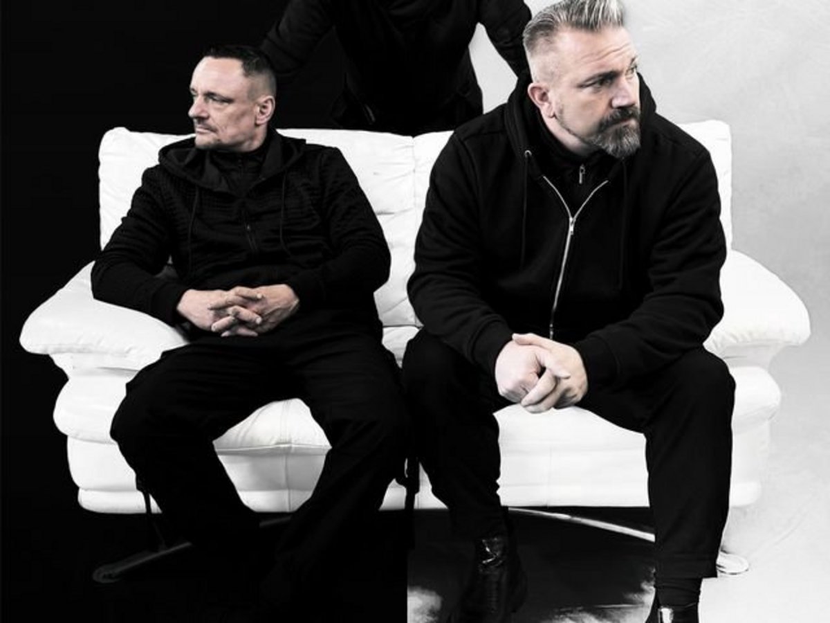 Portrait der Band Eisfabrik.